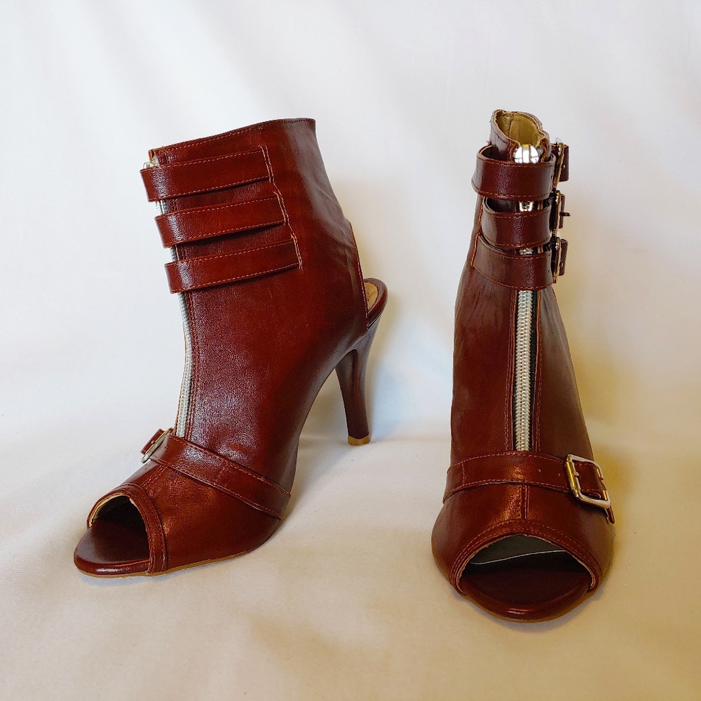 Gladiator Style Brown Leather Heel - Shoes Sz 7.5
